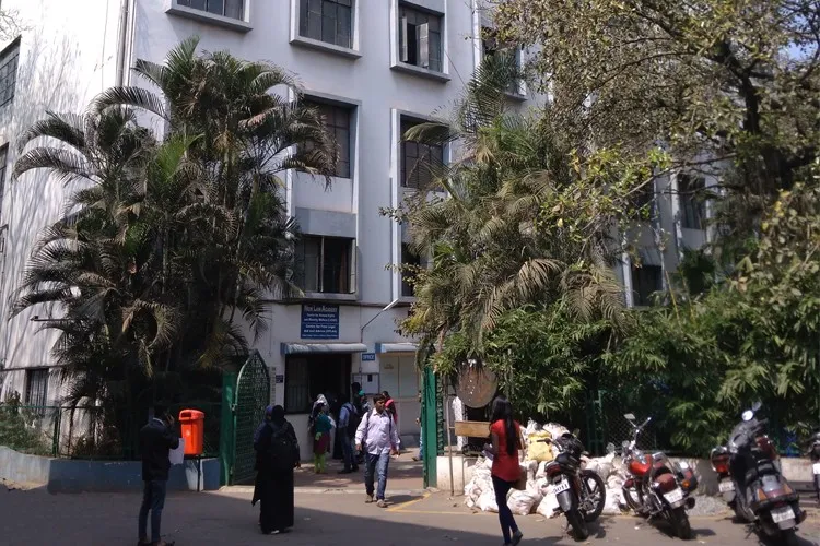 A.K.K. New Law Academy, Pune