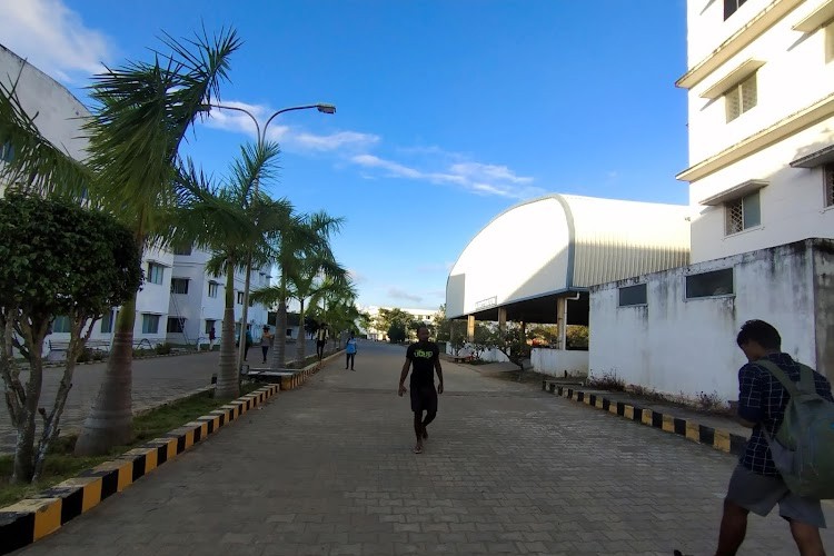 Aarupadai Veedu Institute of Technology, Chennai