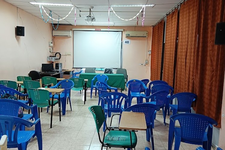 Aarupadai Veedu Institute of Technology, Pondicherry