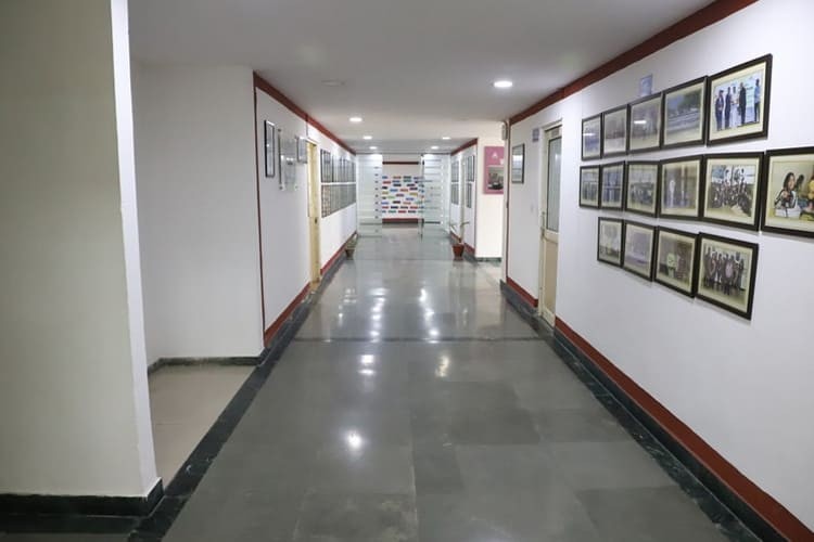 Accurate Institute of Advanced Management, Greater Noida