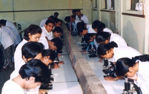 A.C.P.M. Dental College, Dhule