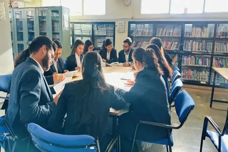 Acropolis Faculty of Management and Research, Indore