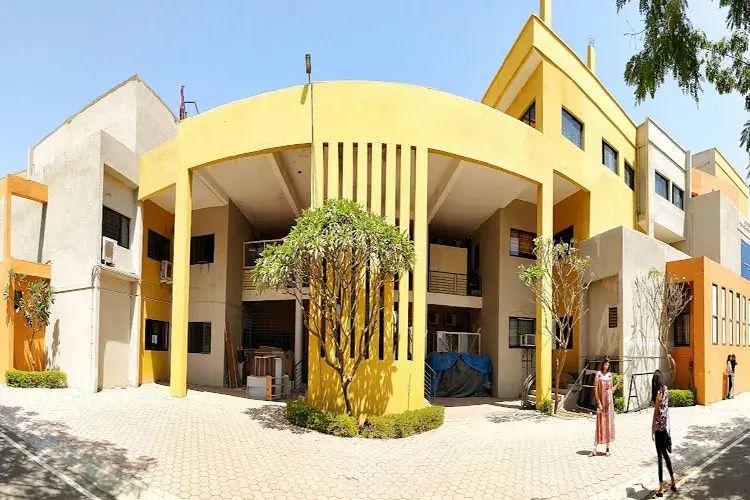 Acropolis Faculty of Management and Research, Indore
