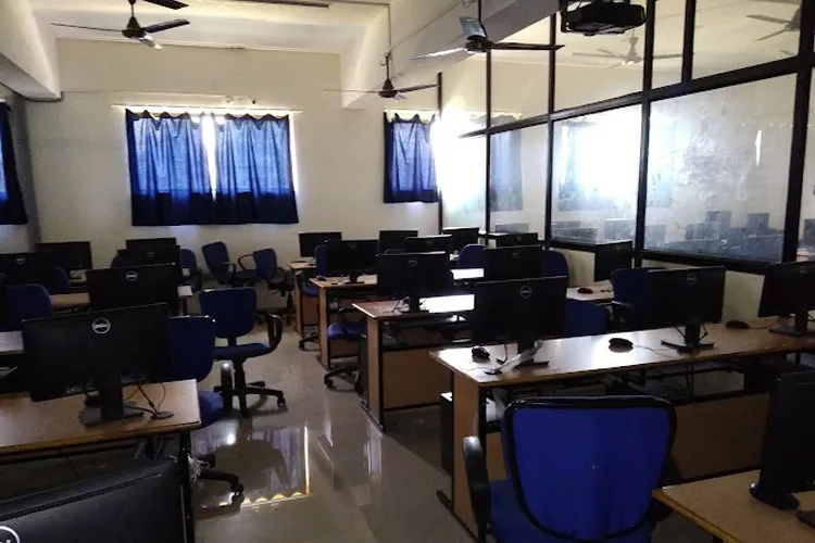 Acropolis Institute of Management Studies and Research, Indore