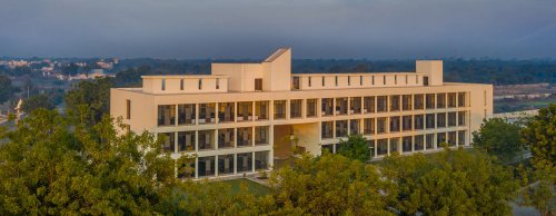 Adani Institute of Digital Technology Management, Gandhinagar