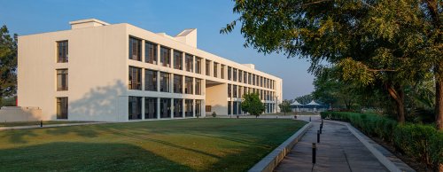 Adani Institute of Digital Technology Management, Gandhinagar