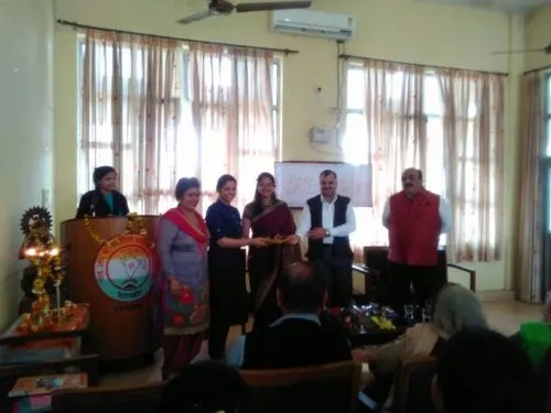 Adarsh Bhartiya College, Pathankot