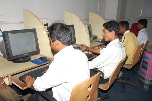 Adarsha Vidya Kendra First Grade College, Bangalore