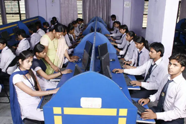 Adhunik College of Engineering, Ghaziabad