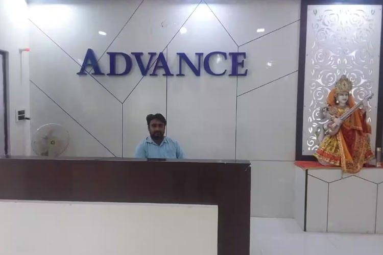 Advance Institute of Biotech and Paramedical Sciences, Kanpur
