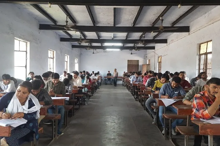 Agra College, Agra
