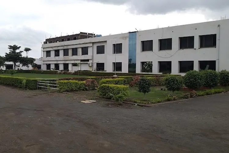 Ahinsa Institute of Pharmacy, Dhule