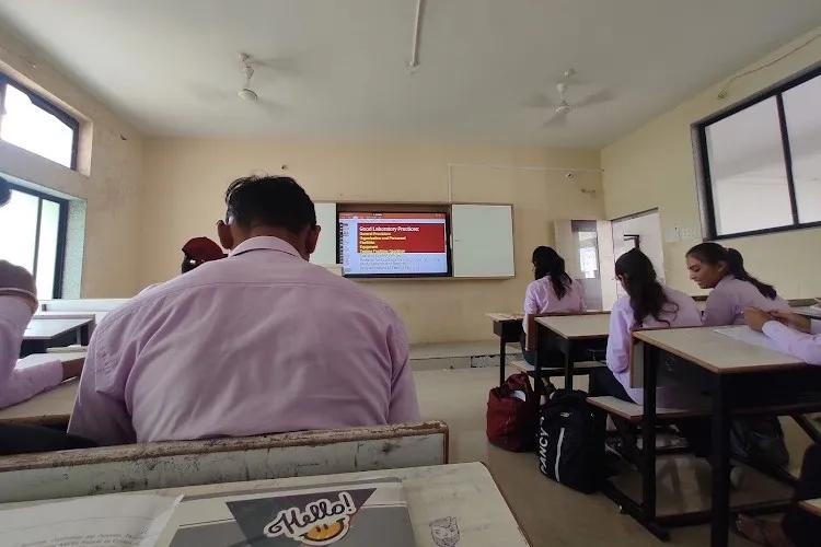 Ahinsa Institute of Pharmacy, Dhule