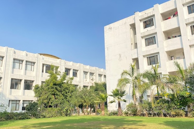 Ahmedabad Dental College & Hospital, Ahmedabad