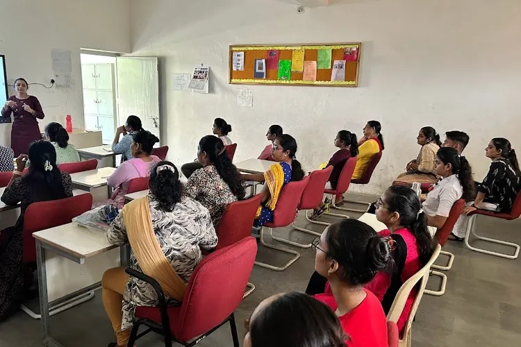 Akar College of Physiotherapy, Ahmedabad