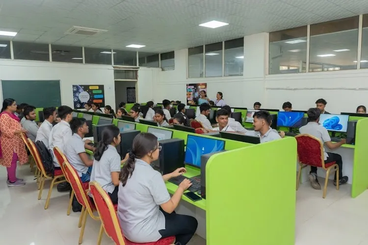 Alard College of Business Studies, Pune