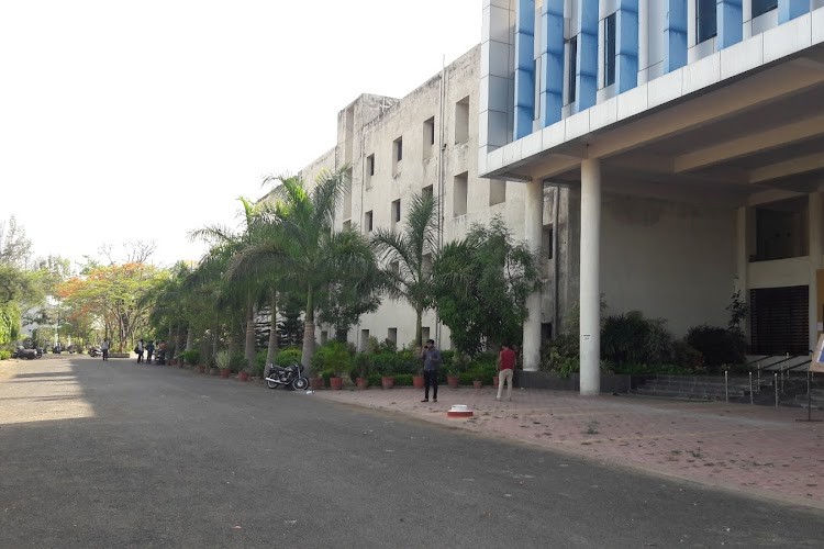 Alpine Institute of Technology, Ujjain