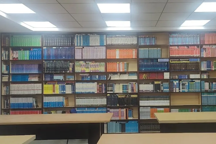 Amity Global Business School, Ahmedabad