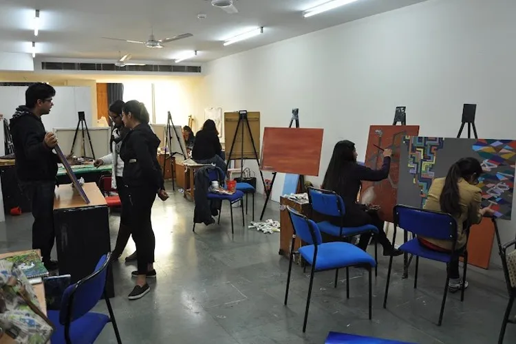 Amity School of Fine Arts, Noida