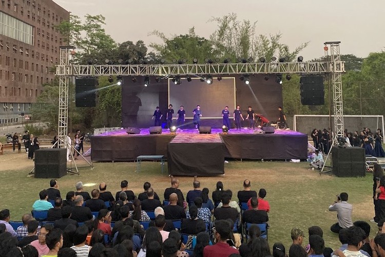 Amity University, Mumbai