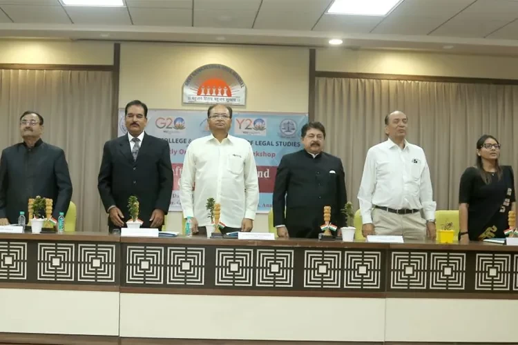 Anand Law College, Anand