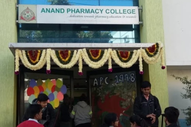 Anand Pharmacy College, Anand