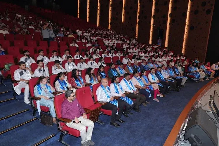 Anil Surendra Modi School of Commerce, Mumbai