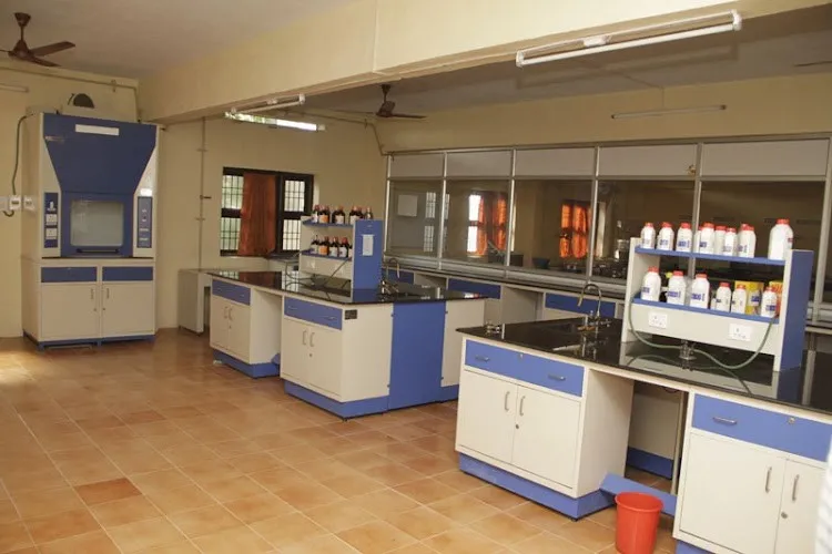 Annai Veilankanni's Pharmacy College, Chennai