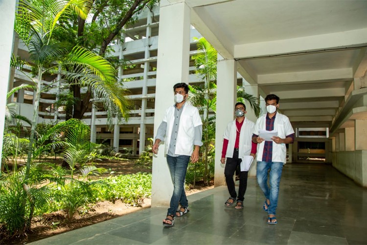 Annasaheb Chudaman Patil Memorial Medical College, Dhule
