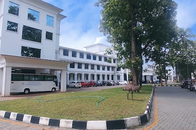 Annoor Dental College and Hospital, Ernakulam