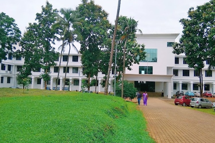 Annoor Dental College and Hospital, Ernakulam