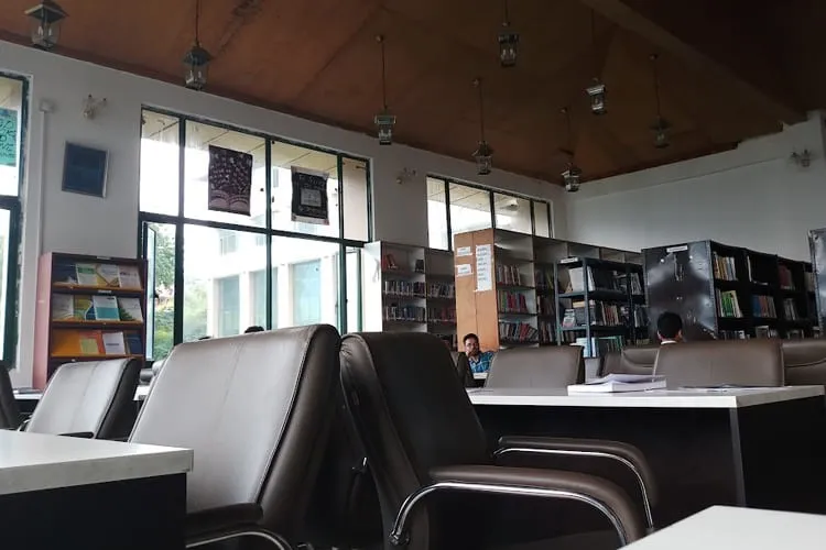 AP Goyal Shimla University, Shimla