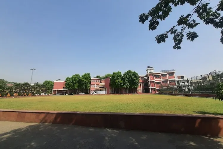 Apeejay College of Fine Arts, Jalandhar