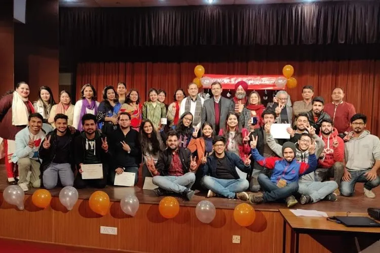 Apeejay School of Management, New Delhi