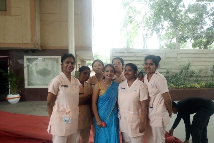 Apollo School of Nursing, New Delhi