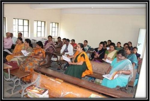 Arakalagudu Varadarajulu Kanthamma College for women, Hassan