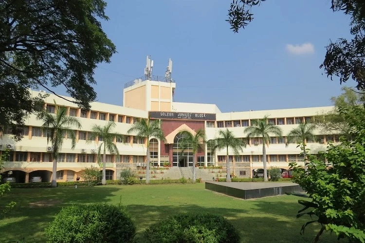 Armed Forces Medical College, Pune