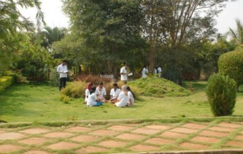 Aruna College of Nursing, Tumkur