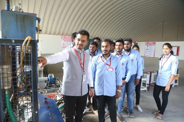 Arvind Gavali College of Engineering, Satara