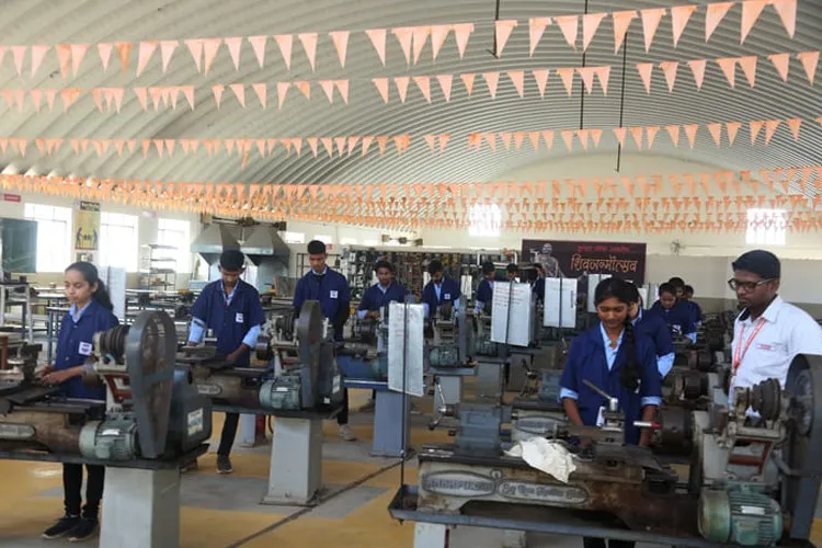 Arvind Gavali College of Engineering, Satara