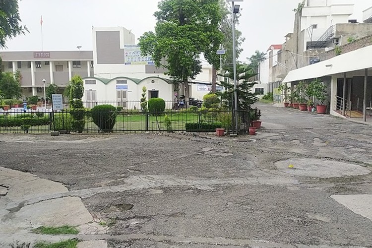 Arya College, Ludhiana