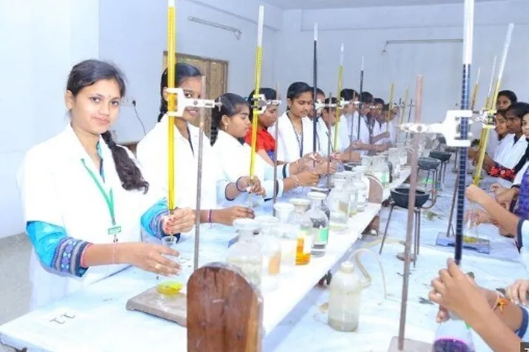 Arya Mahila Vidhyapeeth, Bharatpur