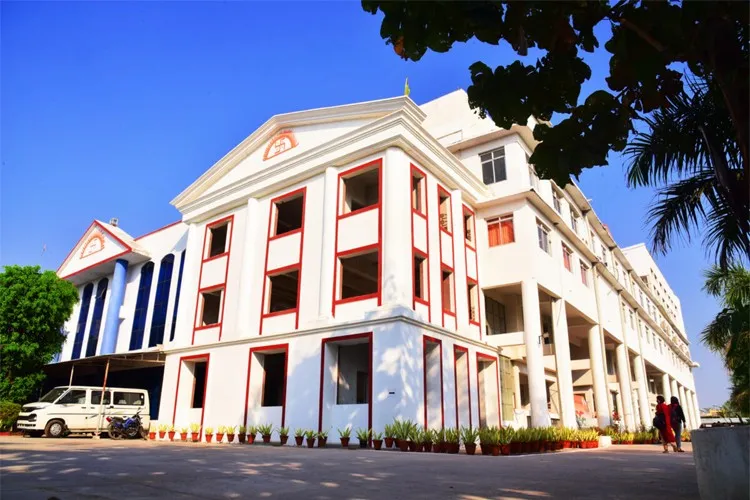 Aryakul College of Education, Lucknow