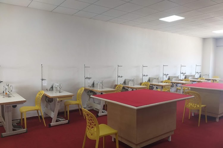 Atharva College of Fashion and Arts, Mumbai