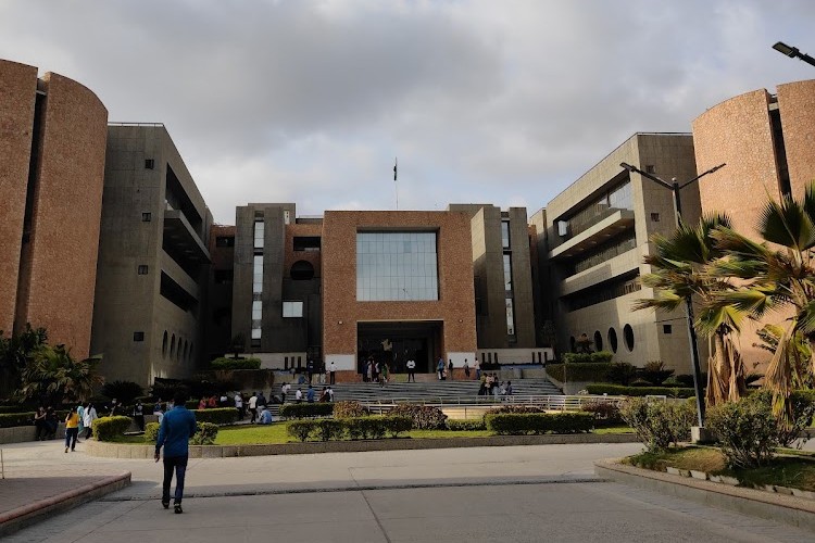 Atmiya University, Rajkot