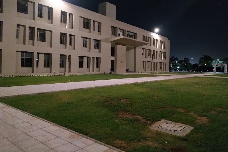 Auro University, Surat
