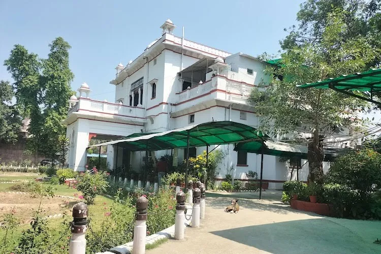 Avadh Girls Degree College, Lucknow