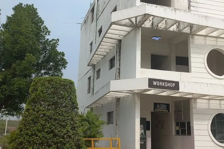 Axis Institute of Technology and Management, Kanpur