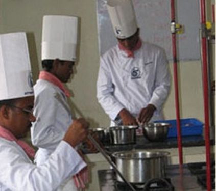 Ayyar Bawan School of Catering and Hotel Management, Chennai