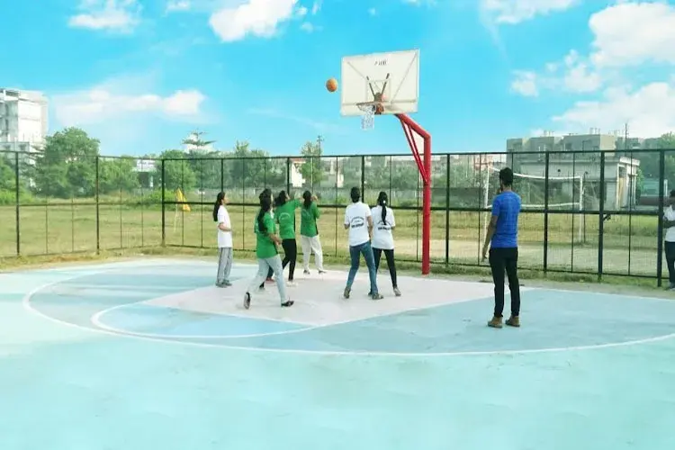 Azad Institute of Pharmacy and Research, Lucknow